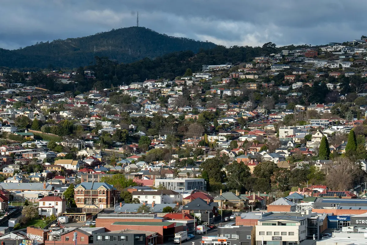 Property-Finance-Hobart-Property-Market-Suburban-Growth-Demand-Drivers-and-Investment-Perspectives-Body-Image